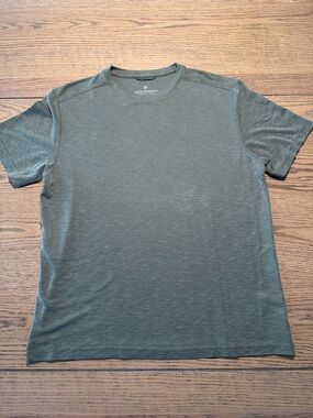 Royal Robbins Olive Crew Neck Short Sleeve Tee